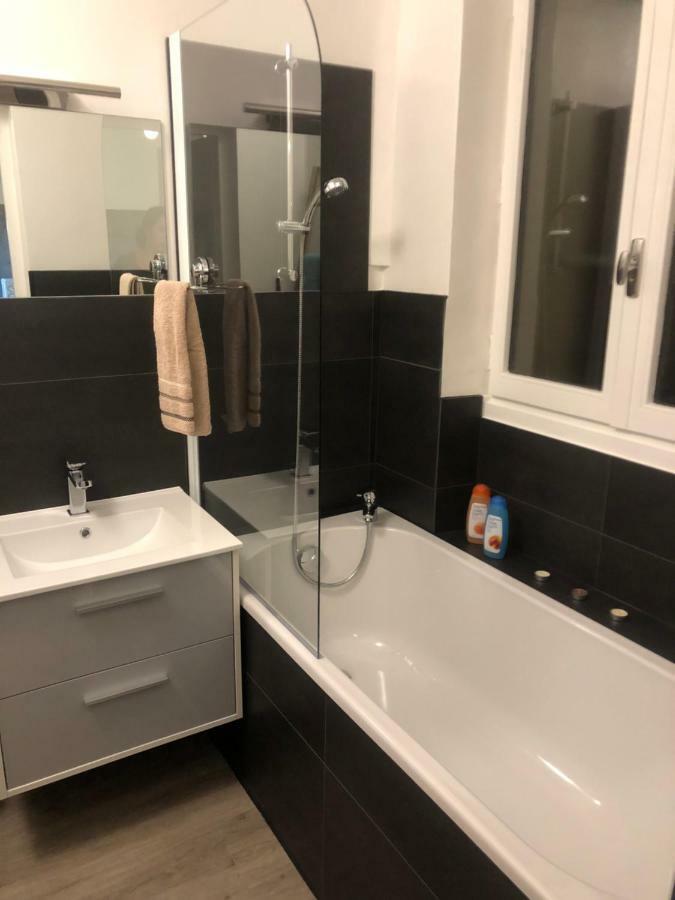 Appartement Tout Confort Ugine Exteriör bild