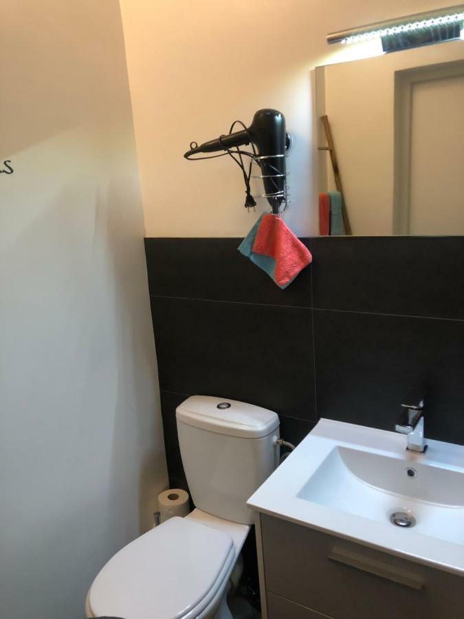 Appartement Tout Confort Ugine Exteriör bild