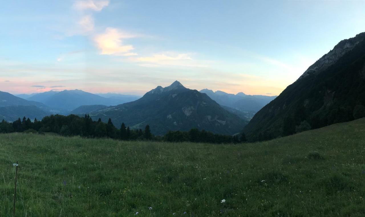 Appartement Tout Confort Ugine Exteriör bild